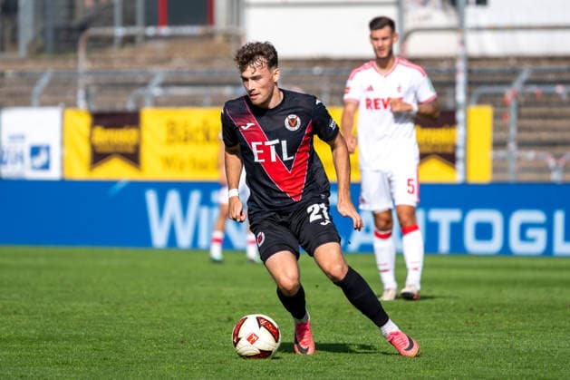 Lucas Wolf, Viktoria Cologne, 21, with the ball: FC Viktoria Cologne vs. FC Hansa Rostock, Soccer, 3rd Division, Matchday 5, 2026–2027 Season, September 11, 2026 DFL DFB regulations prohibit any use of photographs as image sequences and or quasi-video FC Viktoria Cologne vs. FC Hansa Rostock, soccer, 3rd Division, Matchday 5, 2026–2027 season, September 11, 2026, Cologne Copyright: xEibner-Pressefoto ThomasxHaeslerx EP_THR