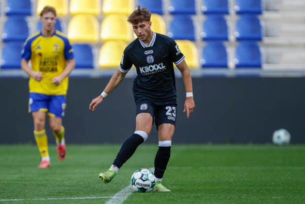 October 3, 2026, Stadionplein, Leeuwarden, GER, Friendly Match: SV Meppen vs. SC Cambuur, Niclas Wessels, SV Meppen 23. DFL regulations prohibit any use of photographs as image sequences and or quasi-video. Leeuwarden, Friesland, Netherlands, Stadionplein