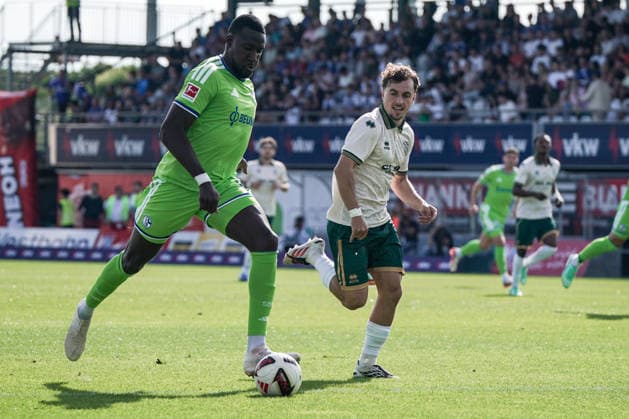 Soccer Austria Friendly Match 2025 2026 03 10 2026 SC Austria Lustenau vs. FC Schalke 04 SUN MINIMEAL Arena Lustenau, Austria Bryan Lasme Schalke 04 Copyright: xLUKAxKOLANOVICx