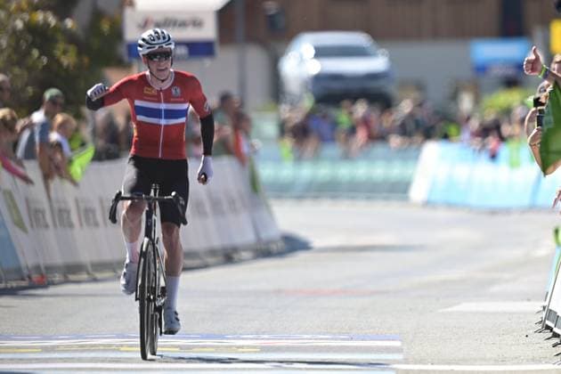 Norway s Elias Dybing celebrates as he won the Men juniors Road Race race (110,5 km) at the cycling UEC Road European Championships, in Ljubljana, Slovenia Saturday 3 October 2026. The UEC Road European Championships are taking place from 02 to 07 October in Ljubljana, Slovenia. DAVIDxPINTENS  x0868470254stx
