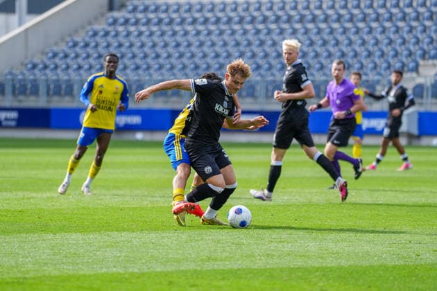 Dutch Soccer, International Friendly, International Break, 3rd Division, Eredivisie, 2026–2027 Season, Kooi Stadium, Leeuwarden, Netherlands, Saturday, October 3, 2026, SC Cambuur Leeuwarden vs. SV Meppen, Florian Bähr (SV Meppen), 39 Copyright: xMichelxWittex