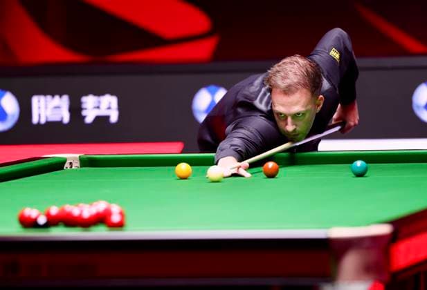 (261003) -- SHENZHEN, Oct. 3, 2026 -- Judd Trump of England competes during the semifinal against Wu Yize of China at World Snooker Tour Shenzhen Open 2026 in Shenzhen, south China s Guangdong Province, Oct. 3, 2026. ) (SP)CHINA-SNOOKER-SHENZHEN OPEN (CN) LuxHanxin 