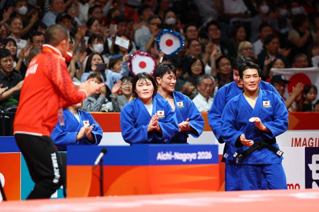 Japan team group, Mannschaftsbild, Totale OCTOBER 3, 2026 - Judo : Mixd Team Final Japan-Kazakhstan at Aichi International Arena during the Asian Games Aichi-Nagoya 2026 in Aichi, Japan.  aflo_352943670 x