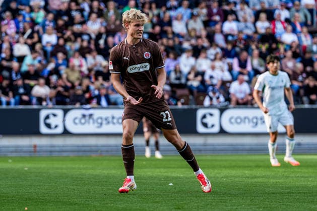 German Soccer: 2. Bundesliga, 1. Bundesliga, Friendly Match, 2026–27 Season, FC St. Pauli vs. Borussia Mönchengladbach, Millerntor Stadium, Hamburg, St. Pauli, Sam Klein, FC St. Pauli, 22 Copyright: xStefanxTrochax
