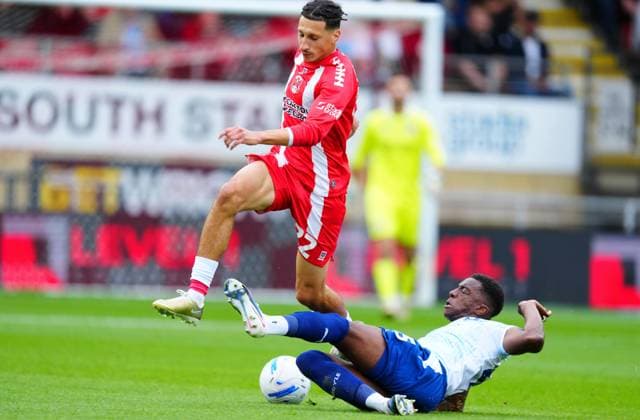 Wes Harding of Plymouth Argyle tackles Yusuf Akhamrich of Leyton Orient Leyton Orient v Plymouth Argyle, EFL Sky Bet League One, Football, BetWright Stadium, London, UK - 03 Oct 2026London BetWright Stadium United Kingdom EDITORIAL USE ONLY No use with unauthorised audio, video, data, fixture lists, club league logos or live services. Online in-match use limited to 120 images, no video emulation. No use in betting, games or single club league player publications.  Copyright: xJavierxGarcia Shutterstockx 17183391ah