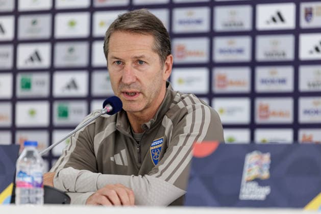 SOCCER - NL, KOS vs AUT PRISTINA,KOSOVO,03.OCT.26 - SOCCER - UEFA Nations League, OEFB international match, Länderspiel, Nationalmannschaft Kosovo vs Austria, preview, press conference, PK, Pressekonferenz team KOS. Image shows head coach Franco Foda (KOS).  GEPAxpictures xArminxRauthner