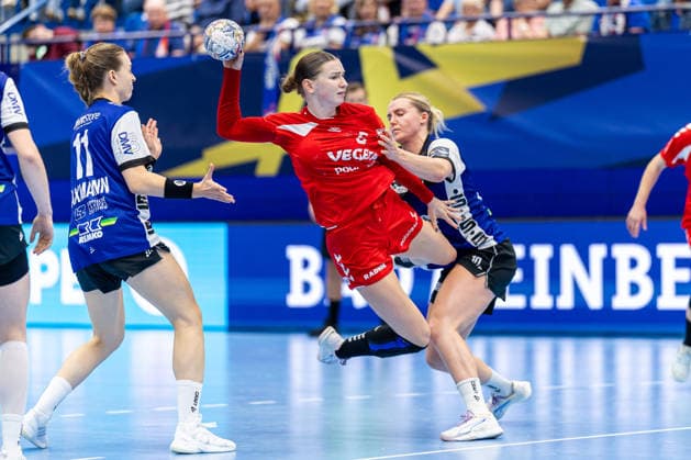 L R Isabelle Axmann, HSG Blomberg Lippe, 11; Katarina Pandza, HC Podravka, 05; Maxi Muehlner, HSG Blomberg Lippe, 10 GER; HSG Blomberg Lippe vs. HC Podravka, Handball, EHF Champions League Women, Group Stage, 2026–2027 Season, October 3, 2026 GER, HSG Blomberg Lippe vs. HC Podravka, Handball, EHF Champions League Women, Group Stage, 2026–2027 Season, October 3, 2026 Lemgo Copyright: xEibner-Pressefoto JanxRollingerx EP_JSK