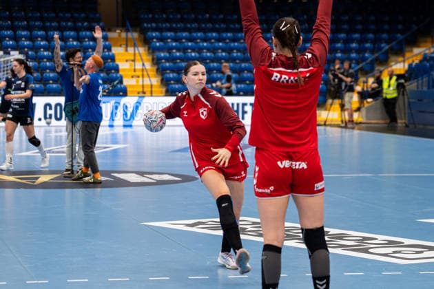 HSG Blomberg Lippe GER vs. HC Podravka CRO, Handball, EHF Champions League Women, Group Stage, October 3, 2026, 2026–2027 Season, Lemgo: Players from HC Podravka CRO warming up at the Lemgo Phoenix Contact Arena, Germany