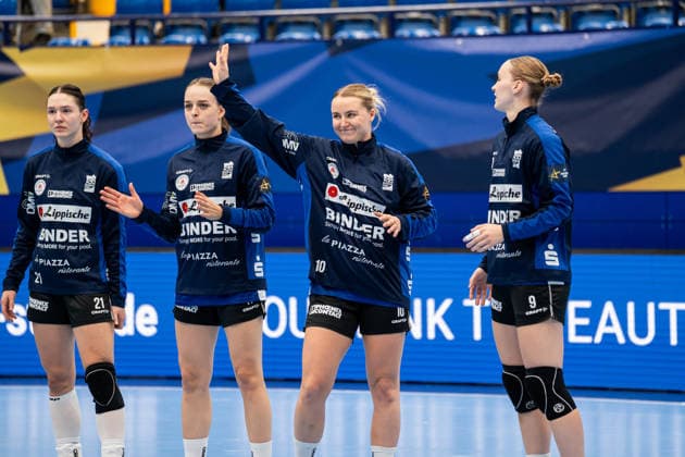 HSG Blomberg Lippe GER vs. HC Podravka CRO, Handball, EHF Champions League Women, Group Stage, October 3, 2026, 2026–2027 Season, Lemgo: Maxi Muehlner of HSG Blomberg Lippe welcomes the fans at the Lemgo Phoenix Contact Arena in Germany
