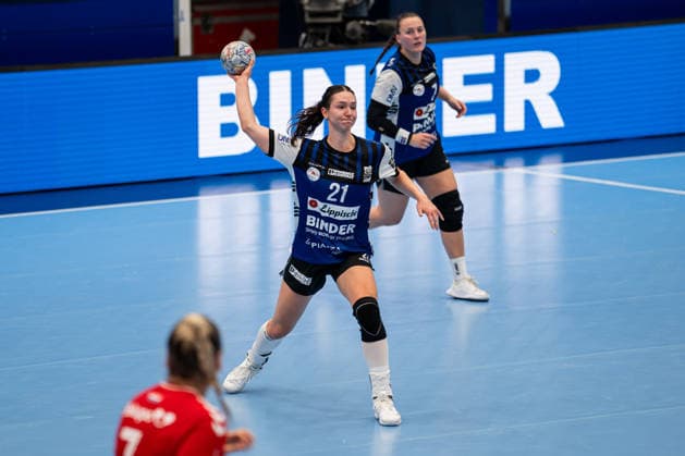 HSG Blomberg Lippe GER vs. HC Podravka CRO, Handball, EHF Champions League Women, Group Stage, October 3, 2026, 2026–2027 Season, Lemgo: Nuria Bucher of HSG Blomberg Lippe, age 21, building up play at the Lemgo Phoenix Contact Arena in Germany