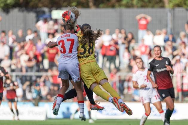 Beke Sterner of 1 FC Köln and goalkeeper Anna Reimann of SC Freiburg battle for the ball during the Women s Bundesliga match between 1 FC Köln and SC Freiburg at Franz Kremer Stadium on October 3, 2026, in Cologne, Germany. Photo by Oliver Kaelke, DeFodi Images. Beke Sterner of 1 FC Köln and goalkeeper Anna Reimann of SC Freiburg battle for the ball during the Bundesliga match between 1 FC Köln and SC Freiburg at Franz Kremer Stadium on October 3, 2026 in Cologne, Germany. Photo by Oliver Kaelke, DeFodi Images. DFB and DFL regulations prohibit any use of photographs as image sequences and or quasi-video. Photo by Oliver Kaelke, DeFodi Images.