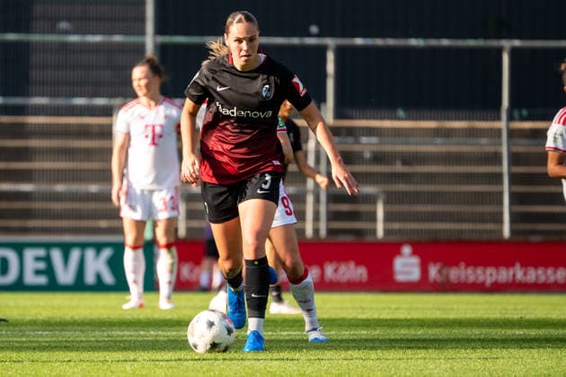 Germany Google Pixel Women s Bundesliga 2026–2027, Matchday 6, 1. FC Köln vs. SC Freiburg, Saturday, October 3, 2026, Franz Kremer Stadium, Cologne, Westphalia, Alina Axtmann, SC Freiburg, 3 on the ball, Cologne, Franz Kremer Stadium, Cologne, Germany Copyright: xOrhanxHabashx