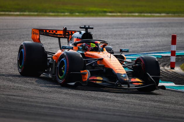 F1 - BAHRAIN GRAND PRIX IN MALAYSIA 2026 81 PIASTRI Oscar (aus), McLaren F1 Team MCL40, action during the 2026 Formula 1 Bahrain Grand Prix in Malaysia, 16th round of the 2026 Formula One World Championship, WM, Weltmeisterschaft from October 2 to 4, 2026 on the Sepang International Circuit, in Sepang, Malaysia - SepangMalaysia  Copyright: xANTONINxVINCENTx