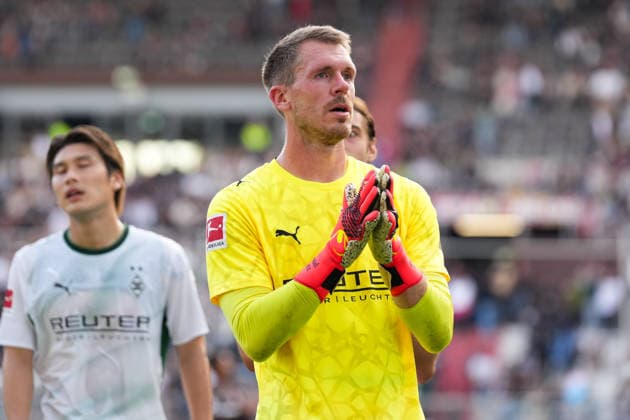 October 3, 2026, xydrx, Men s, Soccer, Friendly Match, FC St. Pauli vs. Borussia Mönchengladbach, 2026–2027 Season, Millerntor Stadium, Daniel Batz, Borussia Mönchengladbach, 33. DFB regulations prohibit any use of photographs as image sequences and or quasi-video. Copyright: HMBxMedia YannisxDreimann