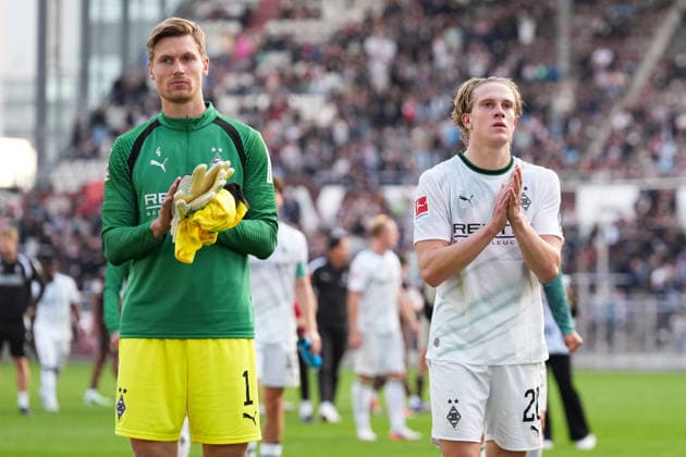 October 3, 2026, xydrx, Men s, Soccer, Friendly Match, FC St. Pauli vs. Borussia Mönchengladbach, 2026–2027 Season, Millerntor Stadium, Moritz Nicolas (Borussia Mönchengladbach), 1, and David Herold (Borussia Mönchengladbach), 20, disappointed after the game. DFB regulations prohibit any use of photographs as image sequences and or quasi-video. Copyright: HMBxMedia YannisxDreimann