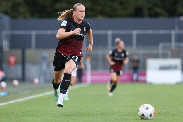 Luca Emily Birkholz of SC Freiburg in action, on the ball, making a solo run during the Women s Bundesliga match between 1. FC Köln and SC Freiburg, Franz Kremer Stadium on October 3, 2026, in Cologne, Germany. Photo by Oliver Kaelke, DeFodi Images. Luca Emily Birkholz of SC Freiburg controls the ball during the Bundesliga match between 1 FC Cologne and SC Freiburg at Franz Kremer Stadium on October 3, 2026 in Cologne, Germany. Photo by Oliver Kaelke, DeFodi Images. DFB and DFL regulations prohibit any use of photographs as image sequences and or quasi-video. Photo by Oliver Kaelke, DeFodi Images.