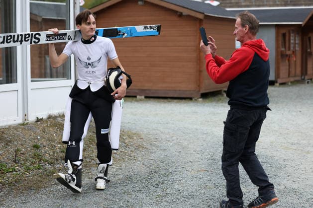 October 3, 2026, Ski Jumping, Men, FIS Continental Cup, 2026 Summer Season, Individual Competition: Domen Prevc (SLO) poses for a photo on the left with Klaus Ostwald, a former ski jumper, at the Klingenthal Vogtland Arena in Saxony, Germany