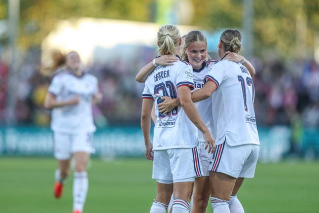 GER, Frankfurt, Eintracht Frankfurt vs. FC Bayern Munich, Google Pixel Women s Bundesliga, Soccer, DFB, 2026–2027 Season, Stadion am Brentanobad, Matchday 6: Klara Bühl (FC Bayern Munich Women s U-17), Goal, Celebration and Joy, Emotions. DFB and DFL regulations prohibit any use of photographs as image sequences and or quasi-video. October 3, 2026 Copyright: HMBxMedia HendrikxHamelau