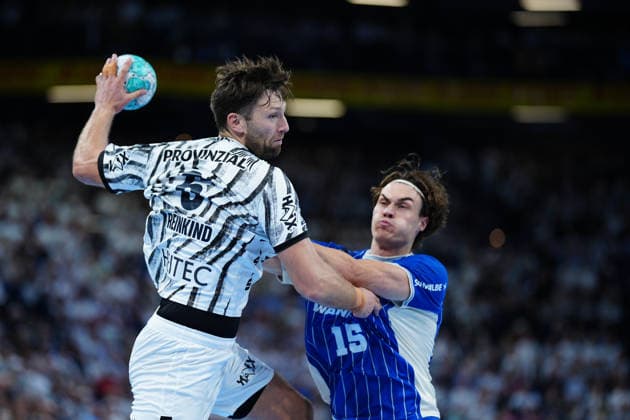Harald Reinkind, THW Kiel, 06; Miro Schluroff, VfL Gummersbach, 15 GER; THW Kiel vs. VfL Gummersbach, Handball, 1st Bundesliga, Matchday 7, 2026–2027 Season, October 3, 2026 GER, THW Kiel vs. VfL Gummersbach, Handball, 1st Bundesliga, Matchday 7, 2026–2027 season, October 3, 2026 Kiel Copyright: xEibner-Pressefoto MarcelxvonxFehrnx EP_MFN
