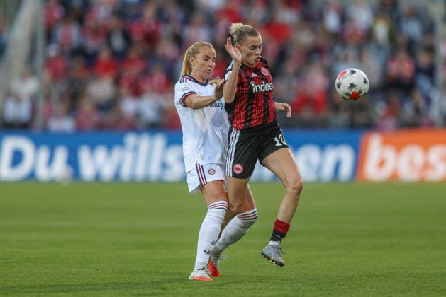 GER, Frankfurt, Eintracht Frankfurt vs. FC Bayern Munich, Google Pixel Women s Bundesliga, Soccer, DFB, 2026–2027 Season, Stadion am Brentanobad, Matchday 6 in pictures (from left): Glodis, Perla, Viggosdottir, FC Bayern Munich Women 4, Laura Freigang, Eintracht Frankfurt Women’s Team, No. 10; tackle. DFB and DFL regulations prohibit any use of photographs as image sequences and or quasi-video. October 3, 2026 Copyright: HMBxMedia HendrikxHamelau
