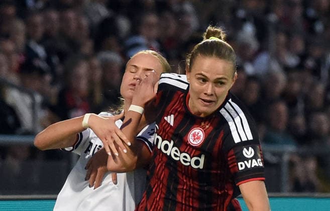 October 3, 2026, xhbx, Soccer Google Pixel Women s Bundesliga, Eintracht Frankfurt vs. FC Bayern Munich, Sophie Proost (FC Bayern Munich Women), Marthine Oestenstad (Eintracht Frankfurt Women), Frankfurt am Main