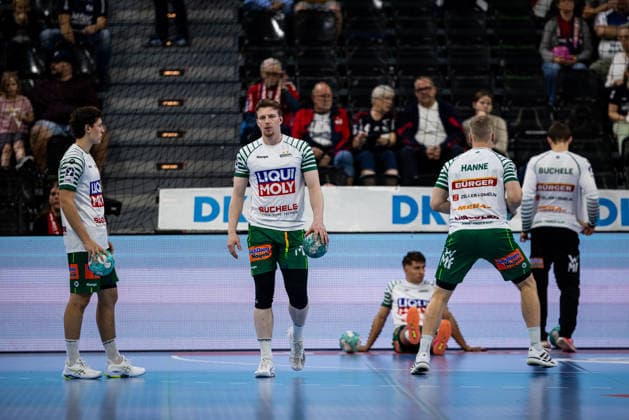 Opel HBL SG Flensburg Handewitt vs. FRISCH AUF Göppingen, October 3, 2026: Team Frisch auf Göppingen during the warm-up for the Opel HBL SG Flensburg Handewitt vs. FRISCH AUF Göppingen game at the GGW Arena on October 3, 2026 Copyright: xBEAUTIFULxSPORTS MarioxM.xKobergx