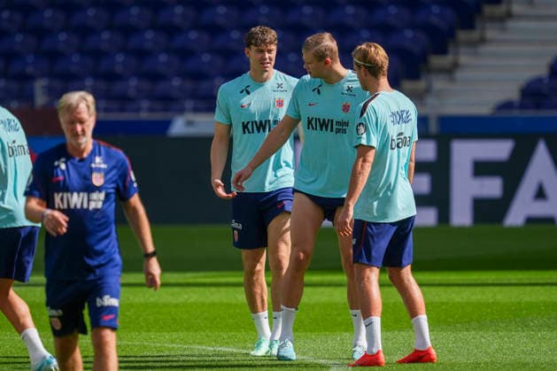 Soccer, Nations League: Portugal vs. Norway; Nations League: Porto, Portugal, October 3, 2026. Norway s Erling Braut Haaland during training at Estádio do Dragão the day before the match against Portugal. Photo by Lise Aserud, NTB, Porto, Portugal. EDITORIAL USE ONLY. RESTRICTED USE FOR BETTING COMPANIES.  Copyright: xLisexAserudx xNTBx