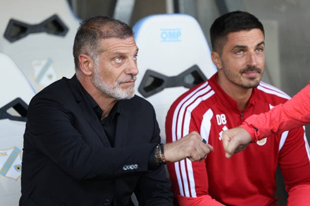 Rijeka, Croatia, 3rd October 2026. UEFA Nations League. Matchday 3, Group A3. Croatia v England at Rujevica, Rijeka. Croatian coach Slaven BILIC giving a fist bump. Croatia v England, UEFA Nations League. 