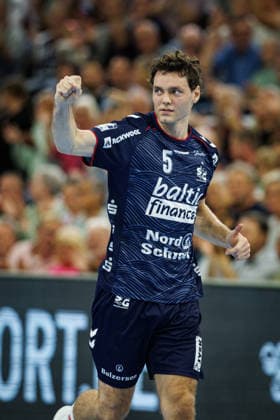 Opel HBL SG Flensburg Handewitt vs. FRISCH AUF Göppingen, October 3, 2026—Niclas Kirkelokke (No. 5) celebrates a goal, SG Flensburg Handewitt Opel HBL SG Flensburg Handewitt vs. FRISCH AUF Göppingen, GGW Arena on October 3, 2026 Copyright: xBEAUTIFULxSPORTS MarioxM.xKobergx