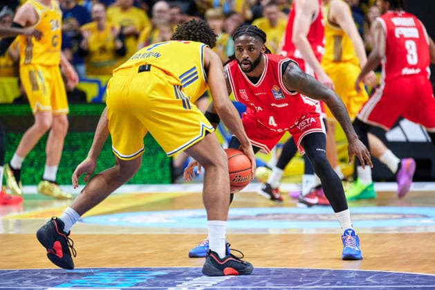 Jack Kayil, ALBA Berlin, 07; Jordan Jones, Bamberg Baskets, 04; GER; ALBA Berlin vs. BMA 365 Bamberg Baskets; Men s Basketball; easy Credit BBL; 2026–27 Season; Matchday 4, October 3, 2026 GER, ALBA Berlin vs. BMA 365 Bamberg Baskets, Men s Basketball, easyCredit BBL, 2026–27 Season, Matchday 4, October 3, 2026 Berlin Copyright: xClaudiusxRauch,xEibner-Pressefotox xClaudiusxRauchx EP_CRH