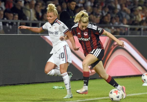 October 3, 2026, xhbx, Soccer, Google Pixel, Women s Bundesliga, Eintracht Frankfurt vs. FC Bayern Munich, Linda Dallmann (FC Bayern Munich Women), Nina Lührßen (Eintracht Frankfurt Women), Frankfurt am Main