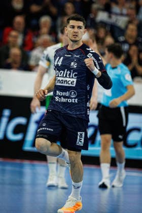 Opel HBL SG Flensburg Handewitt vs. FRISCH AUF Göppingen, October 3, 2026—Cheers and goal celebrations for Aymeric Minne, No. 44, SG Flensburg Handewitt Opel HBL SG Flensburg Handewitt vs. FRISCH AUF Göppingen, GGW Arena on October 3, 2026 Copyright: xBEAUTIFULxSPORTS MarioxM.xKobergx