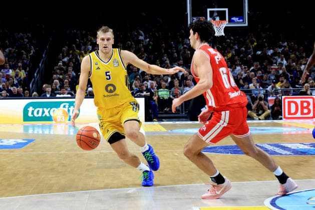 October 3, 2026, Germany, GER, DEU, Basketball, 1st Bundesliga, Day 1, 2026–2027 Season, Berlin, ALBA Berlin vs. Bamberg, Sam Griesel, ALBA Berlin 5, Yuval Hochstadter, Bamberg 66, nordphoto GmbH, Engler Berlin, Uber Arena Berlin, Germany Copyright: xNordphotox xEnglerx