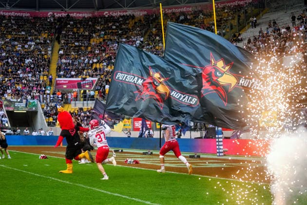The Potsdam Royals take the field: Dresden Monarchs vs. Potsdam Royals, American football, German Football League, GFL Bowl, 2026 season, October 3, 2026 Dresden Monarchs vs. Potsdam Royals, American football, German Football League, GFL Bowl, 2026 season, October 3, 2026, Dresden Copyright: xEibner-Pressefoto PiaxSchindlerx EP_PSR