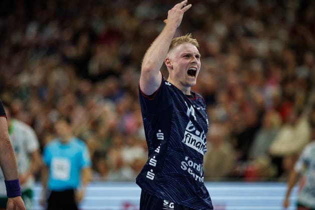 Opel HBL SG Flensburg Handewitt vs. FRISCH AUF Göppingen, October 3, 2026—Emil Siersbaek Bergholt (No. 14) celebrates a goal, SG Flensburg Handewitt Opel HBL SG Flensburg Handewitt vs. FRISCH AUF Göppingen, GGW Arena on October 3, 2026 Copyright: xBEAUTIFULxSPORTS MarioxM.xKobergx