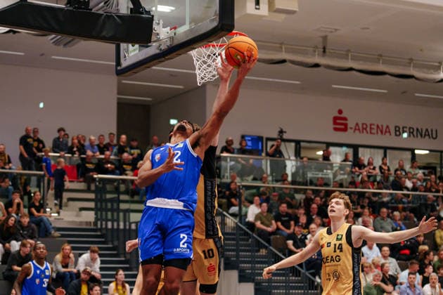 2 Basketball Bundesliga ProB North 2 Matchday: Lok Bernau vs. ART Giants Düsseldorf AimÃ Olma ART Giants Düsseldorf, 2 on a layup on October 3, 2026, at the Sparkassen Arena Bernau, Bernau, Brandenburg, Germany