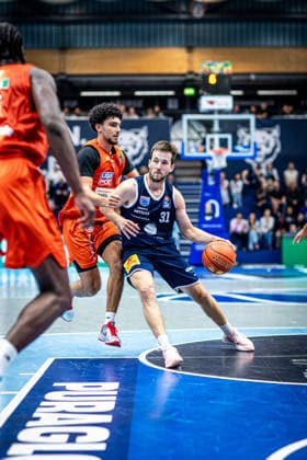 BB 1BL Men s Syntainics MBC vs. Ratiopharm Ulm Spencer Reaves Syntainics MBC during the 2026–2027 season in the 1st EasyCredit Bundesliga on Matchday 4 between Syntainics MBC and Ratiopharm Ulm at the Stadthalle Weissenfels on October 3, 2026 in Weissenfels, Saxony-Anhalt, Germany