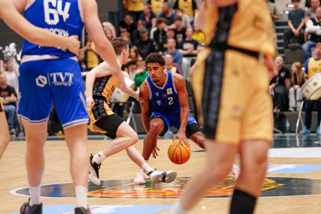 2 Basketball Bundesliga ProB North 2 Matchday: Lok Bernau vs. ART Giants Düsseldorf AimÃ Olma ART Giants Düsseldorf, 2 in a head-to-head match on October 3, 2026, at the Sparkassen Arena Bernau, Bernau, Brandenburg, Germany