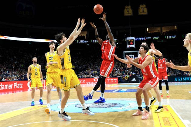 October 3, 2026, Germany, GER, DEU, Basketball, 1st Bundesliga, Day 1, 2026–2027 Season, Berlin, ALBA Berlin vs. Bamberg JULIUS BOEHMER ALBA Berlin 44, Nevio Bennefeld ALBA Berlin 22, Jordan Jones Bamberg 4, Yuval Hochstadter Bamberg 66 nordphoto GmbH Nevio Bennefeld Engler Berlin Uber Arena Berlin Germany Copyright: xNordphotox xEnglerx