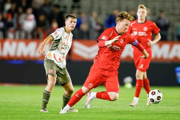 ALMERE , 03-10-2026 , Yanmar Stadium , season 2026 2027 , Dutch , Keukenkampioen division , match between 20:00 uur Almere City FC and FC Volendam , picture shows Almere City FC player Ferdy Druijf vs FC Volendam player Alex Plat Almere City - Volendam  x207865781x Copyright: