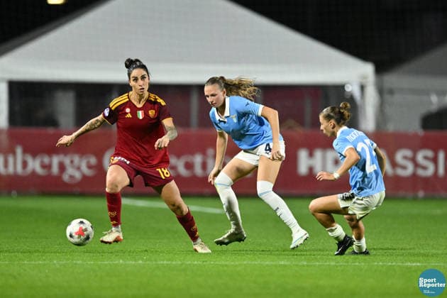 SOCCER - Women s Serie A - AS Roma vs. SS Lazio Women Photo by IPA ABACAPRESS.COM89267016 - Martina Piemonte of A.S. Roma, Lidia Consolini of S.S. Lazio, and Margherita Monnecchi of S.S. Lazio during the Serie A Women s League match between Roma and Lazio—the A.S. Roma vs. S.S. Lazio Women s match in the Italian Serie A Women s League—in Rome, Italy, on October 3, 2026 Rome Italy  Copyright: xIPAxSport ABACAx