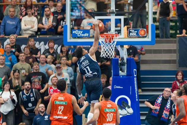 Michael Rataj (Ulm), 12, Anthony Gaines (MBC), 11, Jaylen Sims (Ulm), 30, Syntainics MBC vs. Ratiopharm Ulm, BBL, Men s Basketball 1st Bundesliga, Matchday 4 of the 2026–27 season, October 3, 2026, Weißenfels City Hall, Saxony-Anhalt, Germany