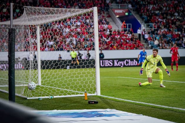 Soccer: UEFA Nations League 2026–2027, Matchday 3: Switzerland vs. Slovenia at Thermoplan Arena Lucerne. Goal and celebration following the 0–1 score by Zan Vipotnik (Slovenia); 18 Gregor Kobel (Switzerland) can only watch the ball go by. Copyright: xJOERANxSTEINSIEKx