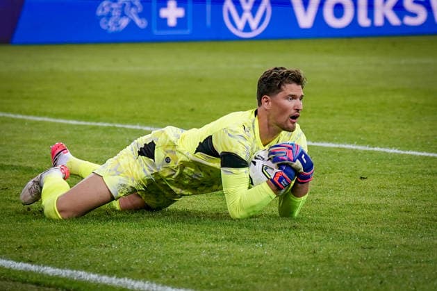 Soccer: UEFA Nations League 2026–2027, Matchday 3: Switzerland vs. Slovenia at Thermoplan Arena, Lucerne; Gregor Kobel (Switzerland), 1: facial expression, emotion, on the ball Copyright: xJOERANxSTEINSIEKx