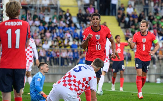 03 October 2026 - Croatia v England - UEFA Nations League - Stadion HNK - Rijeka - Croatia. Croatia v England - UEFA Nations League - Stadion HNK - Rijeka - Croatia. England s Jude Bellingham celebrates his goal with provider of the cross Anthony Gordon. Picture : Mark Pain RIJEKA CROATIA  Copyright: xMarkxPainx