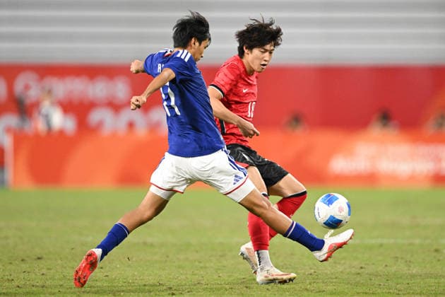 South Korea v Japan - 20th Asian Games Aichi-Nagoya TOYOTA, JAPAN - OCTOBER 03: BAE Junho 10 of South Korea in action during the Football Men s Final Match between South Korea and Japan on day fourteen of the 20th Asian Games Aichi-Nagoya at Toyota Stadium on October 03, 2026 in Toyota, Aichi, Japan. Stringer Anadolu Tokyo Japan. Editorial use only. Please get in touch for any other usage.  Copyright: x2026xAnadoluxStringerx