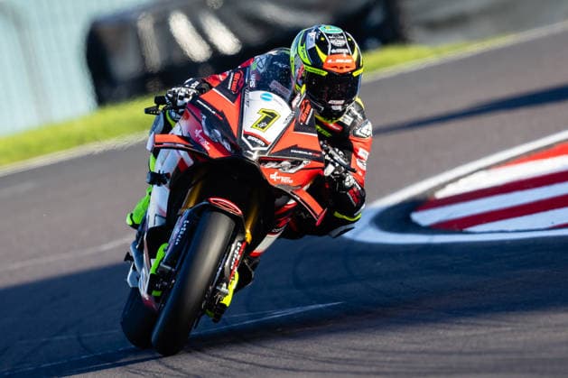 British Superbike Championship Day Two Kyle Ryde, Nitrous Coin Nitrous Competitions Racing, Ducati 1000 during Race 1 of the ZYN British Superbike Championship at Donnington Park, Castle Donington 03 10 2026 UK Newspapers OUT Copyright: xMichaelxWincottx FIL-24021-0026
