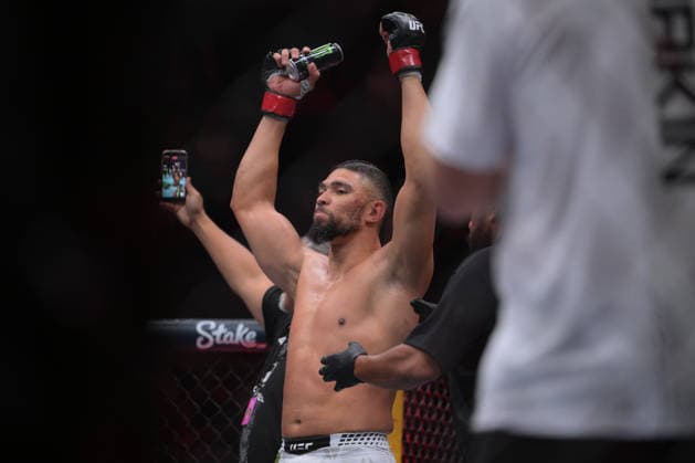 October 3, 2026, Salt Lake City, Utah, USA: JOHNNY WALKER defeated MICK PARKIN by KO (knee) at 3:35 of Round 1during UFC 332 at the Delta Arena in Utah. Salt Lake City USA - ZUMAo117 20261003_zsp_o117_010 Copyright: xMikaelxOnax