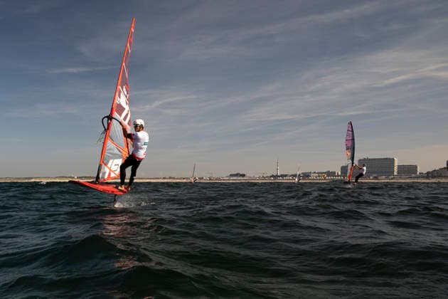 PWA Citroën World Windsurfing Tour Sylt 2026 Day 8 Slalom Foil Men Sylt Westerland, October 3, 2026 Nacho Baltasar Summers Slalom Foil Men, Spain, ESP 1 PWA Citroën World Windsurfing Tour Sylt 2026 Day 8 Slalom Foil Men on October 3, 2026, off Brandenburger Beach, motorboat on Sylt, Westerland, Germany Copyright: xBEAUTIFULxSPORTS AndreasxDickx