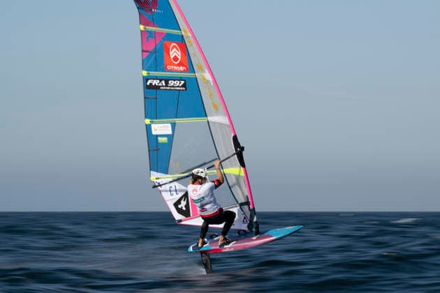 PWA Citroën World Windsurfing Tour Sylt 2026 Day 8 Slalom Foil Men Sylt Westerland, October 3, 2026 Alexis Mathis Slalom Foil Men, France, FRA 997 PWA Citroën World Windsurfing Tour Sylt 2026 Day 8 Slalom Foil Men on October 3, 2026, off Brandenburger Beach, motorboat on Sylt, Westerland, Germany Copyright: xBEAUTIFULxSPORTS AndreasxDickx